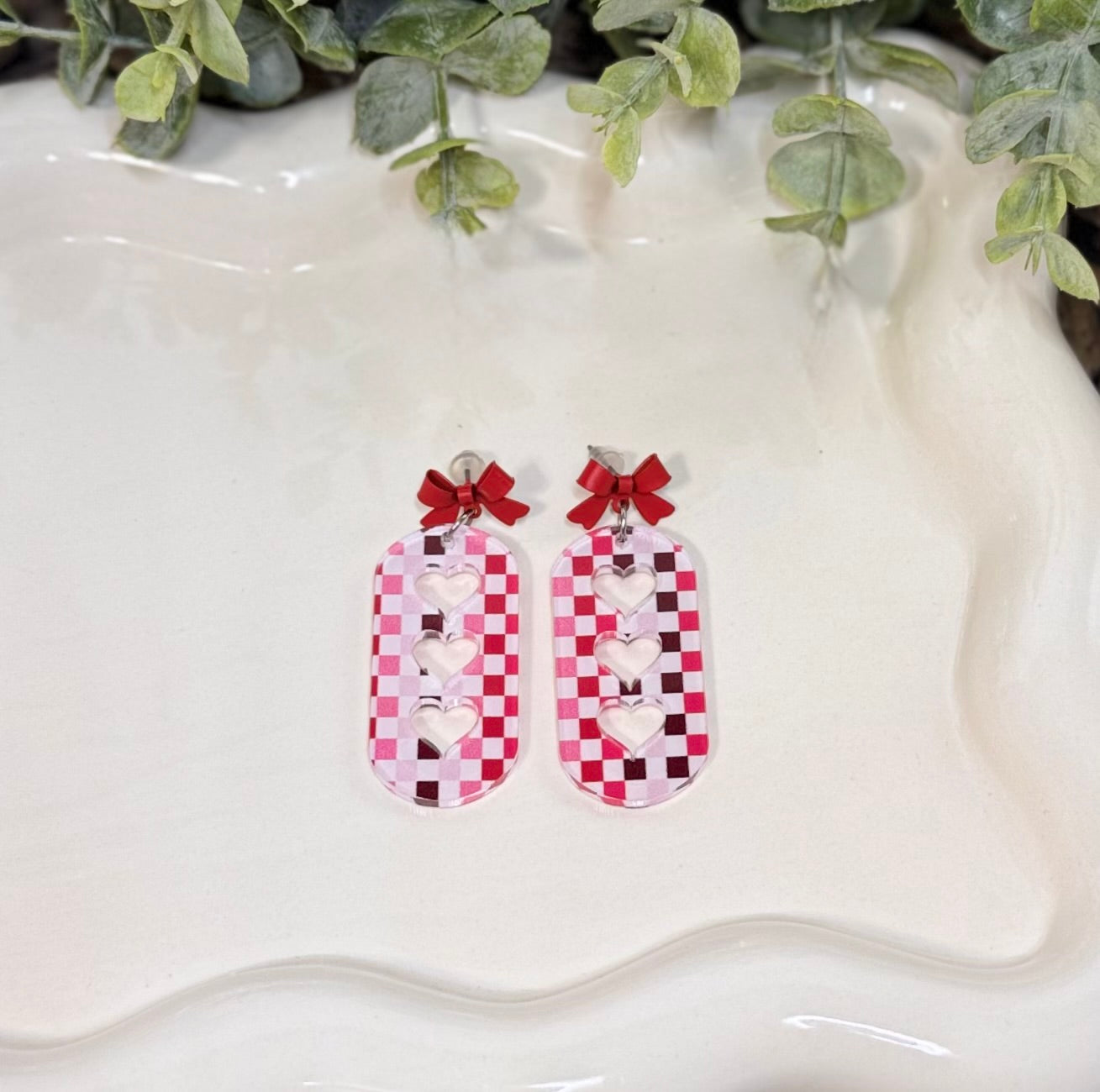 Heart Cutout Dangle Earrings