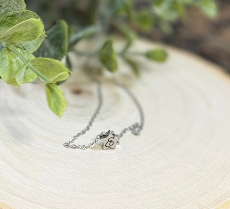 Tiny Star Charm Necklace
