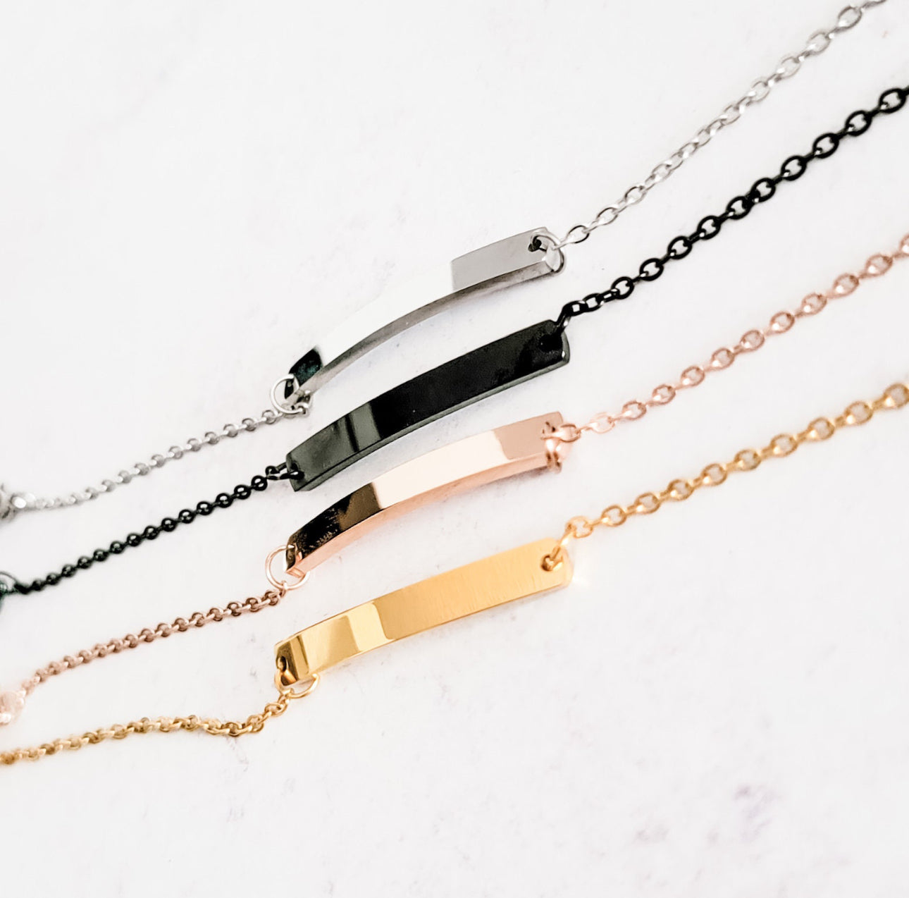 Personalized Horizontal Bar Cable Chain Bracelet