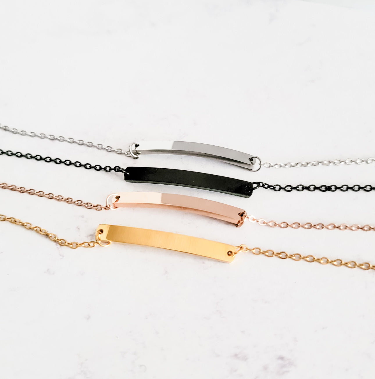 Personalized Horizontal Bar Cable Chain Bracelet